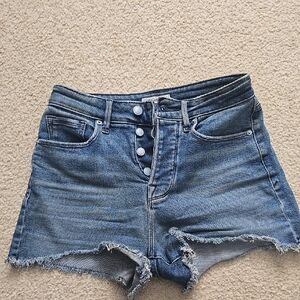 GOOD AMERICAN HIGH RISE SHORTS SIZE 0/25